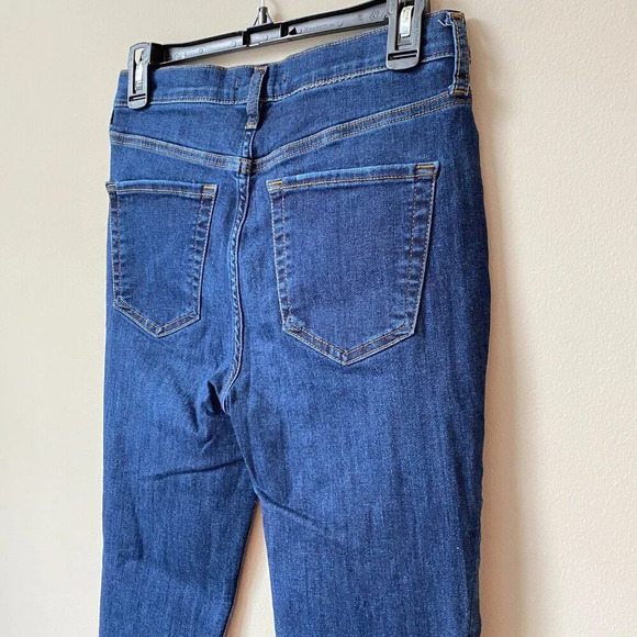 Free People Womens Size 29 Mid-Rise Distressed Dark Wash Skinny Denim Blue Jeans - Picture 16 of 16